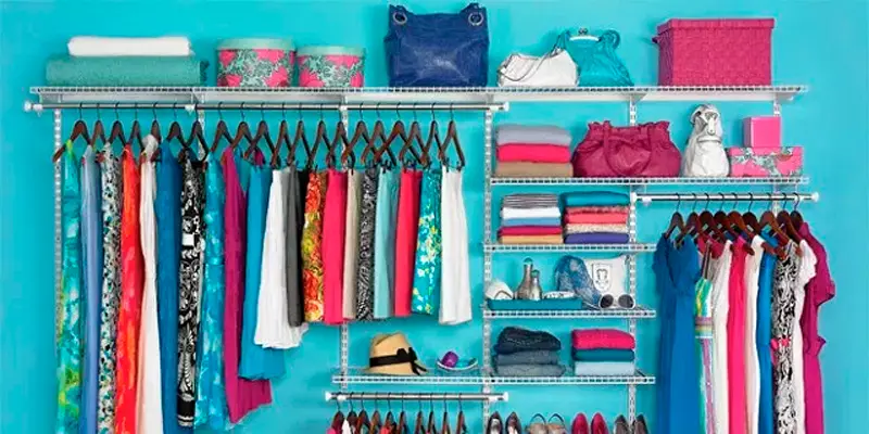 How to Organize Your Clothes Closet by Type and Color？