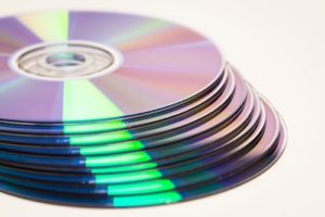 use toothpaste to clean DVDs and CDs