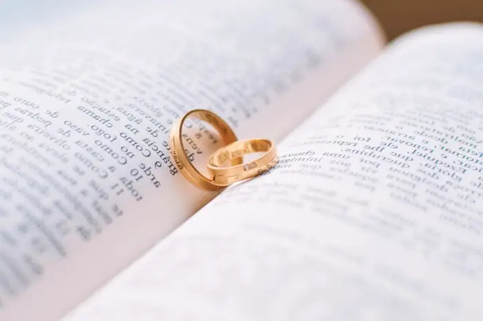 Can You Wash Dishes with Wedding Ring?