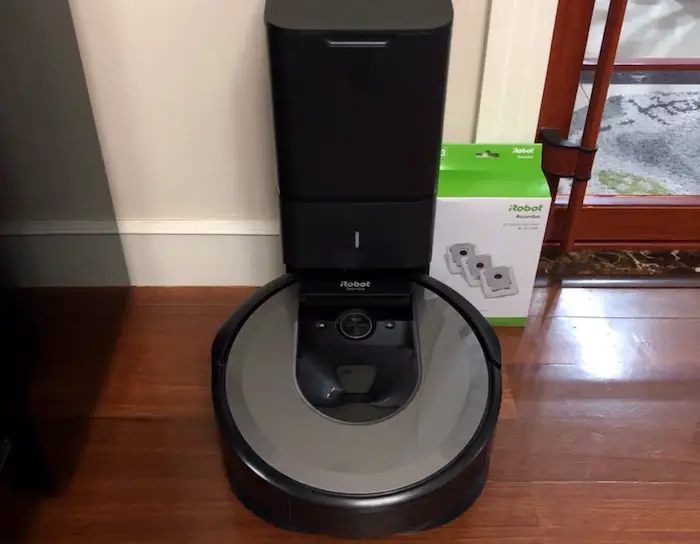 https://www.homelization.com/best-robot-vacuums-with-self-emptying-bases/