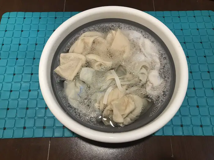 How Much Time to Soak Clothes in Detergent before Washing