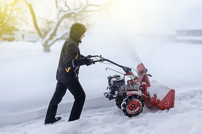 Best Gloves For Snow Blowing