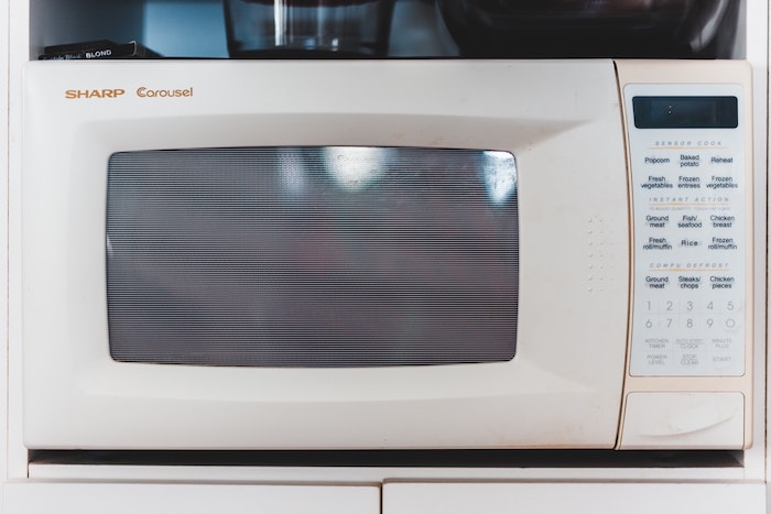 Can you use a Microwave without the Glass Plate?