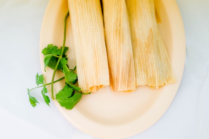 How Many Tamales Fit in a 20 Quart Steamer?